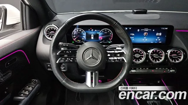 Mercedes-Benz GLA-Class H247 — Фото автомобиля 19