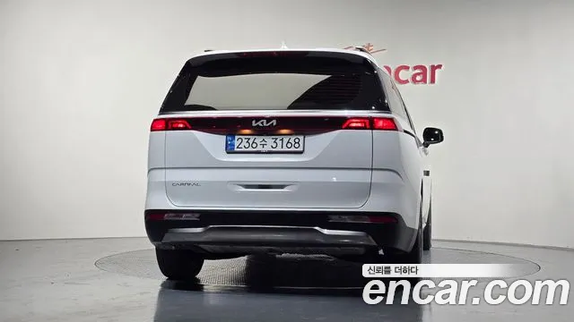 Kia Canival Carnival 4 поколение Бензин 7 мест Noblesse — Фото автомобиля 4