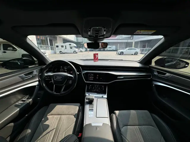 Audi A6L — Фото автомобиля 11