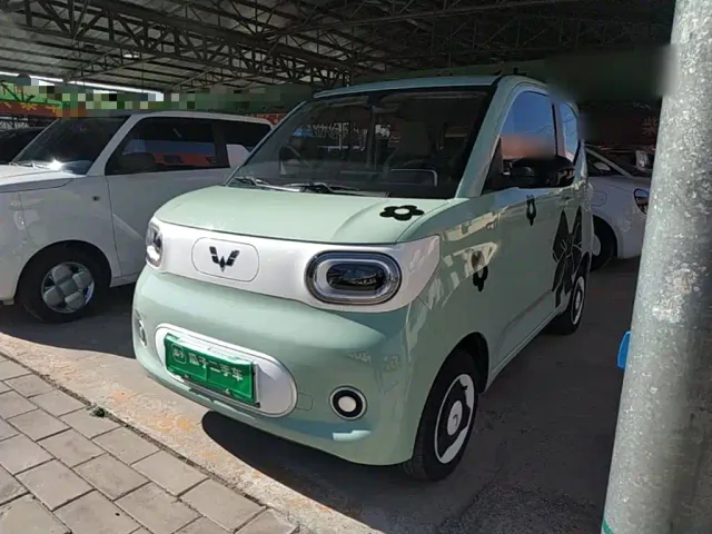Фотография автомобиля — Wuling Hongguang Mini EV