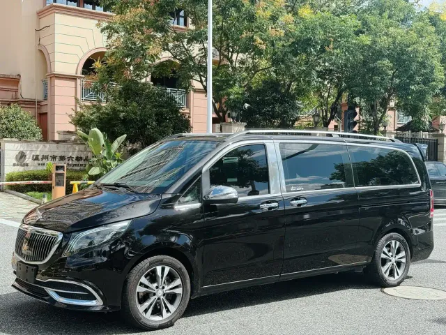 Mercedes-Benz Vito — Фото автомобиля 3