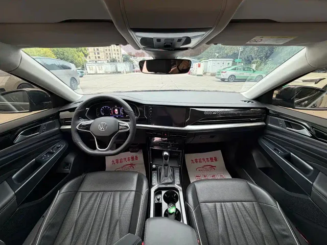 Volkswagen Passat — Фото автомобиля 13