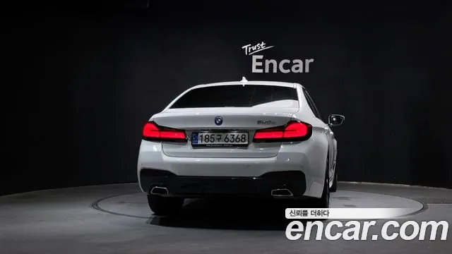 BMW 5-Series 5 серия (G30) — Фото автомобиля 4