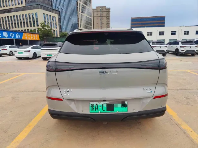 BYD Sealion 06 — Фото автомобиля 17