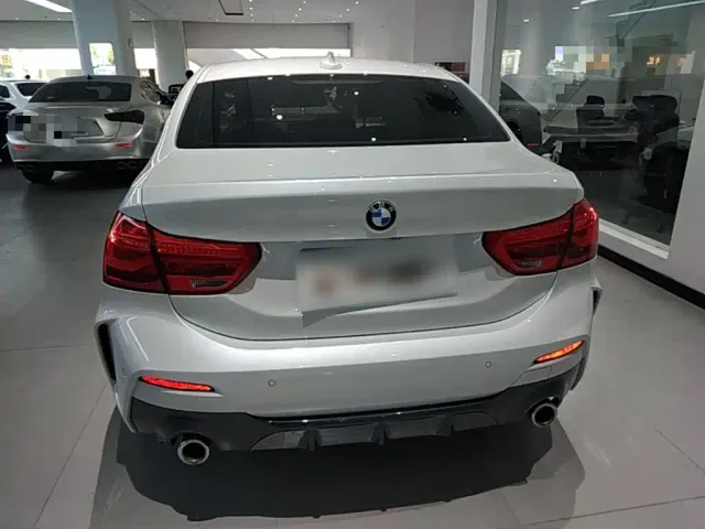 BMW 1 Series — Фото автомобиля 3