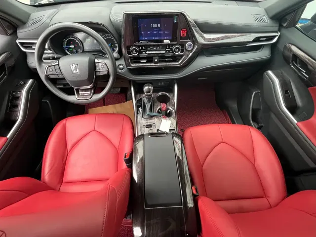 Toyota Crown Kluger — Фото автомобиля 30