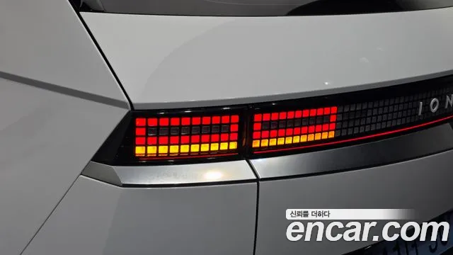 Hyundai Ioniq 5 — Фото автомобиля 8