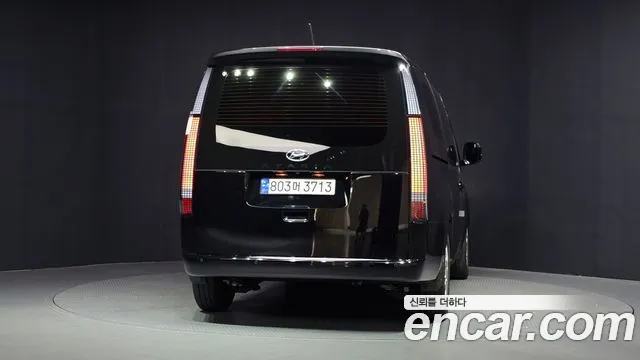 Hyundai Staria Staria Карго 3 места — Фото автомобиля 3