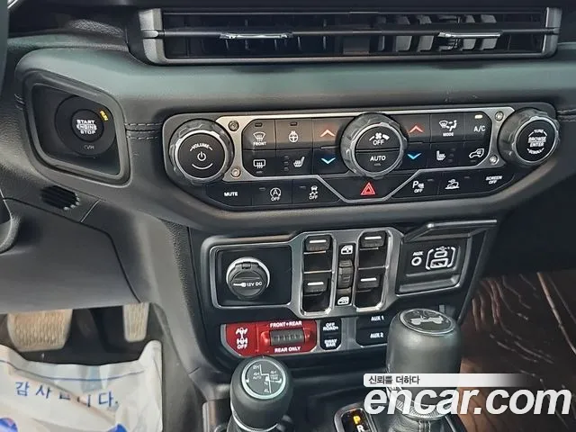 Jeep Wrangler Wrangler (JL) — Фото автомобиля 10