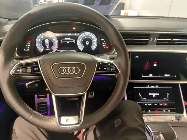 Audi A6L — Фото автомобиля 9