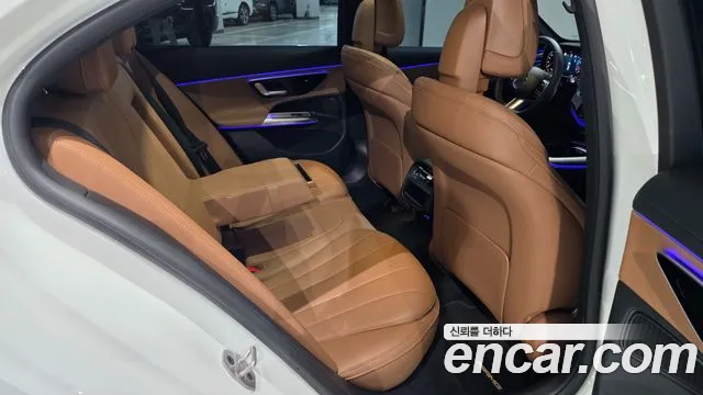 Mercedes-Benz E-Class W214 — Фото автомобиля 19