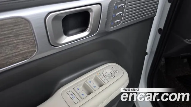 Hyundai Santafe — Фото автомобиля 18