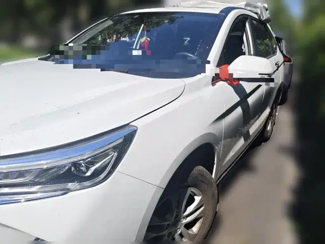 Haval M6 — Фото автомобиля 2