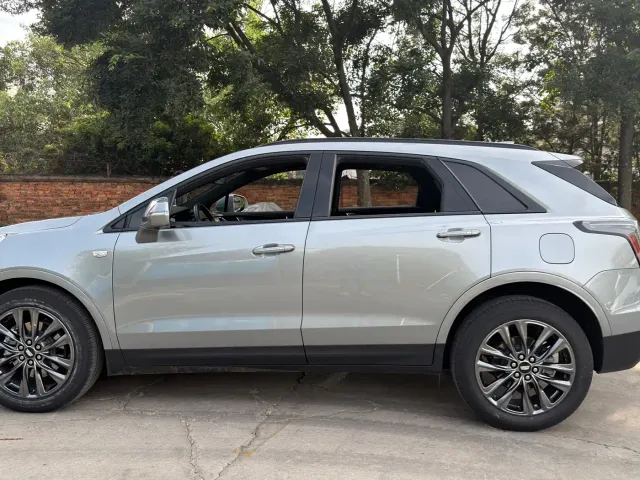 Cadillac XT5 — Фото автомобиля 17