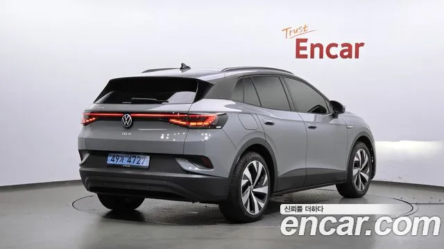 Volkswagen ID.4 — Фото автомобиля 2