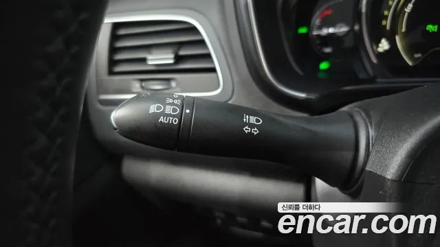 Renault-KoreaSamsung QM6 Новый QM6 2.0 GDe LE Signature 2WD — Фото автомобиля 13