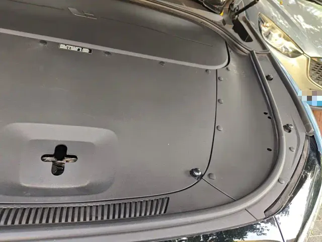 Li Auto ONE — Фото автомобиля 20