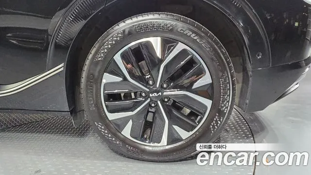 Kia EV6 — Фото автомобиля 5