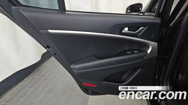 Genesis G70 — Фото автомобиля 25
