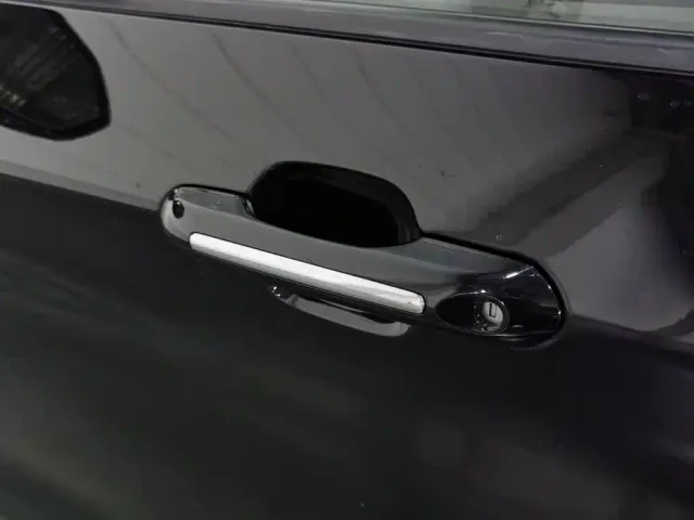 Ford Explorer — Фото автомобиля 18
