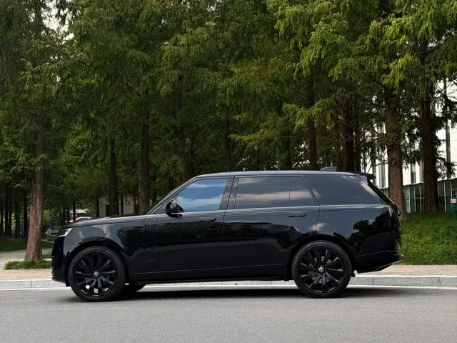 Land Rover Range Rover — Фото автомобиля 2