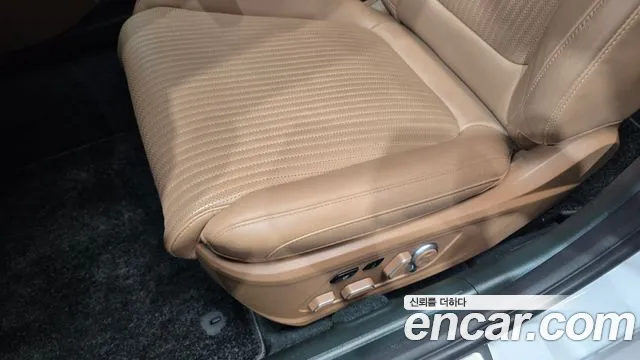 Hyundai Grandeur — Фото автомобиля 25