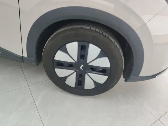 Wuling Bingo S — Фото автомобиля 6