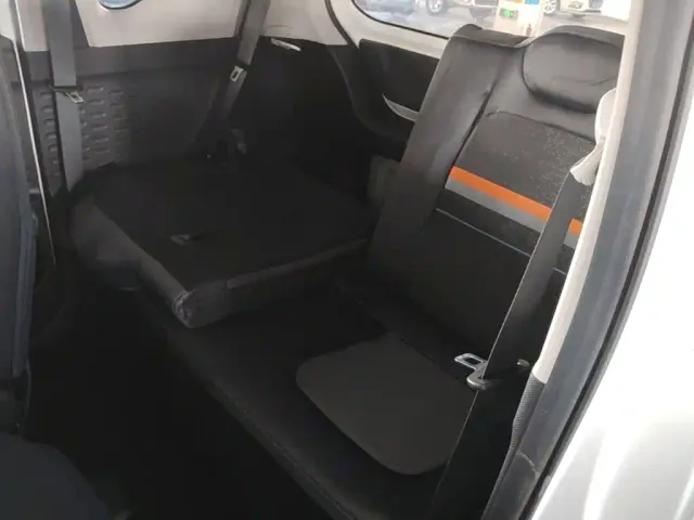 Wuling Hongguang Mini EV — Фото автомобиля 16