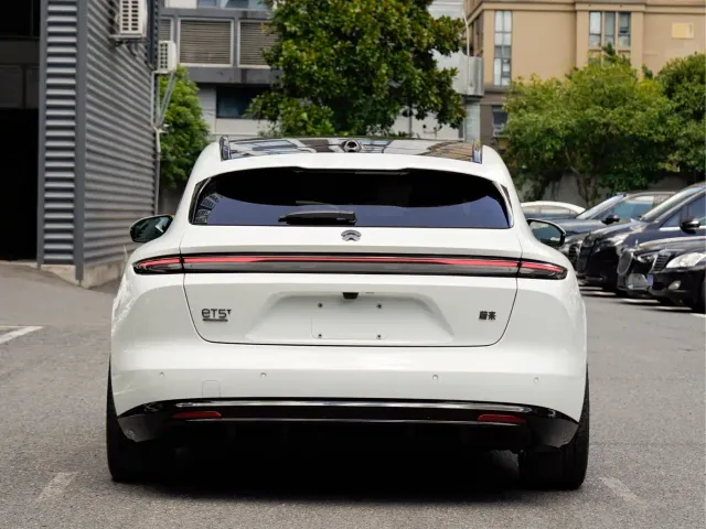 Nio ET5 Touring — Фото автомобиля 5