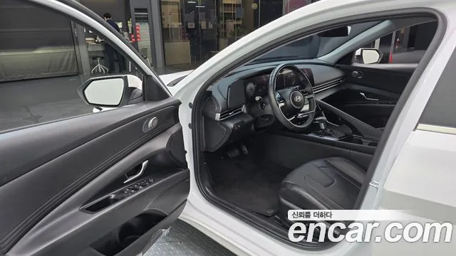 Hyundai Avante CN7 — Фото автомобиля 10