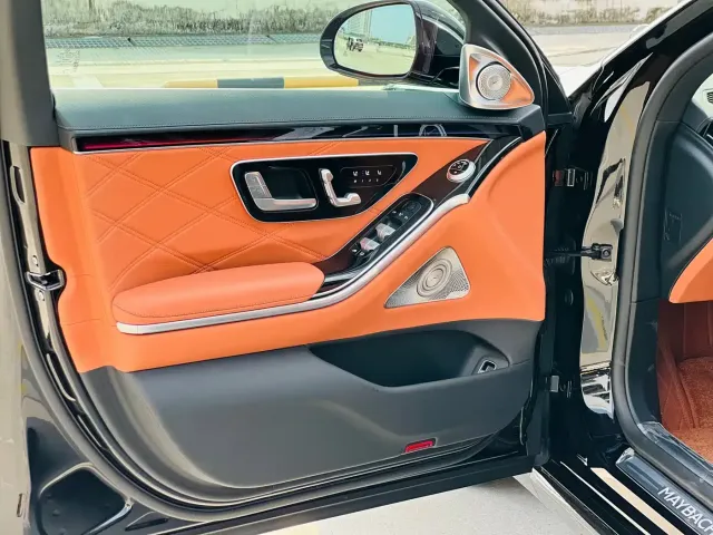 Mercedes-Benz Maybach S-Class — Фото автомобиля 15