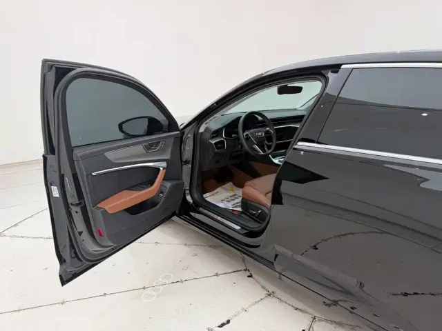 Audi A6L — Фото автомобиля 23