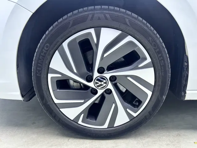 Volkswagen Bora — Фото автомобиля 21
