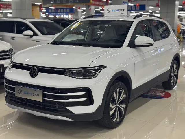 Фотография автомобиля — Volkswagen Tharu