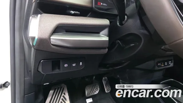 Kia EV4 — Фото автомобиля 23