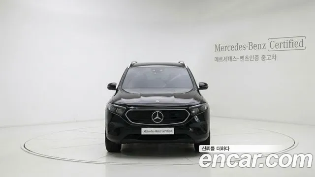 Mercedes-Benz EQA — Фото автомобиля 3