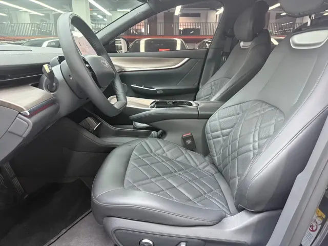 Changan Qiyuan A07 — Фото автомобиля 8