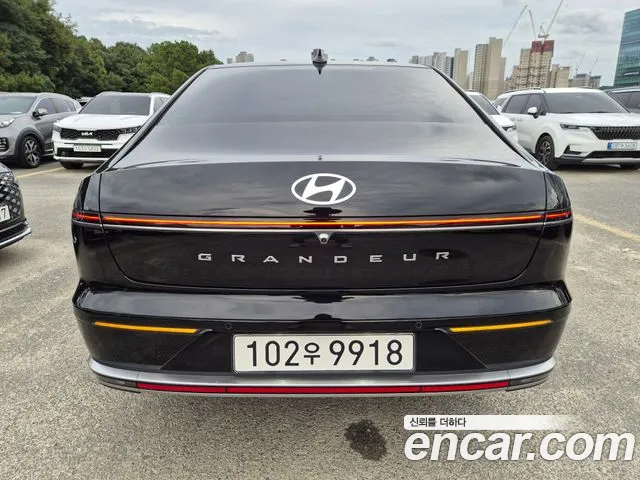 Hyundai Grandeur Grandeur (GN7) 2.5 Бензин 2WD — Фото автомобиля 5