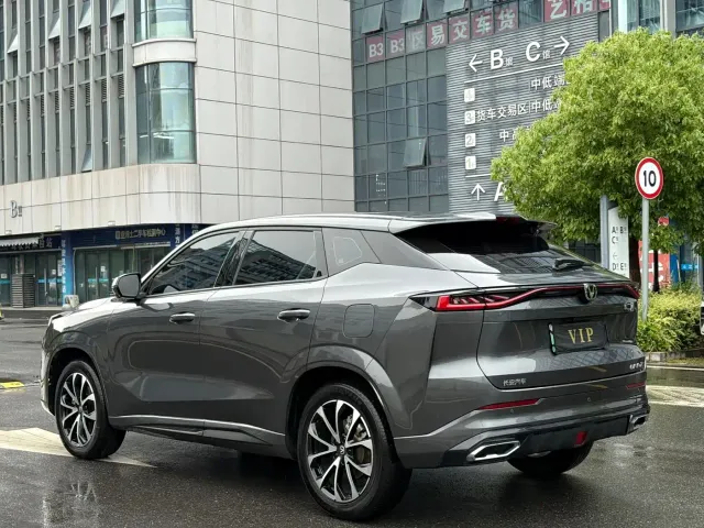 Changan UNI-Z — Фото автомобиля 13