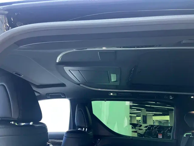 Toyota Vellfire — Фото автомобиля 12