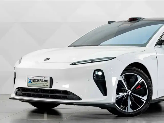 Nio ET5 Touring — Фото автомобиля 3