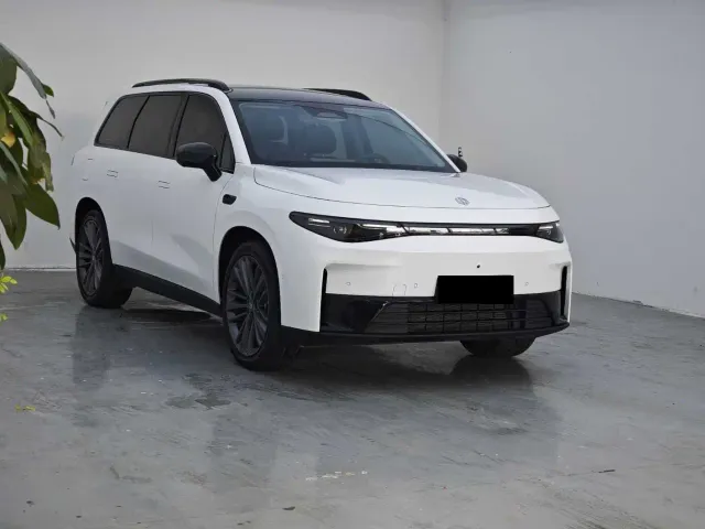 Leapmotor C16 — Фото автомобиля 3