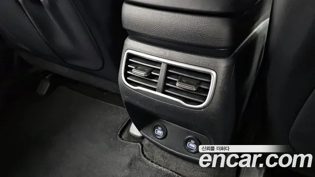 Hyundai Santafe — Фото автомобиля 28