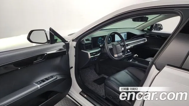 Hyundai Grandeur GN7 — Фото автомобиля 10
