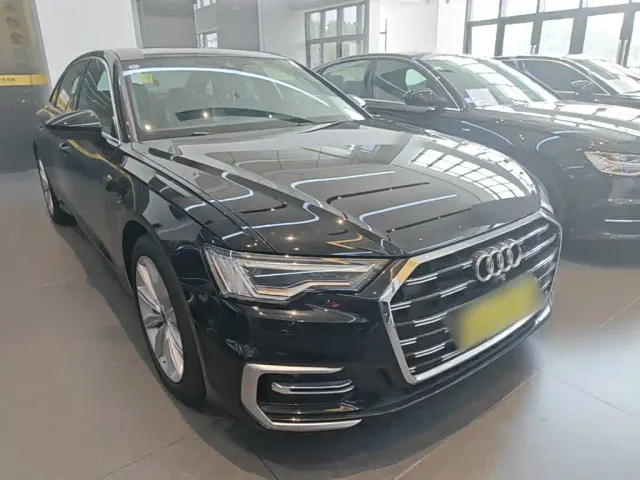Audi A6L — Фото автомобиля 3