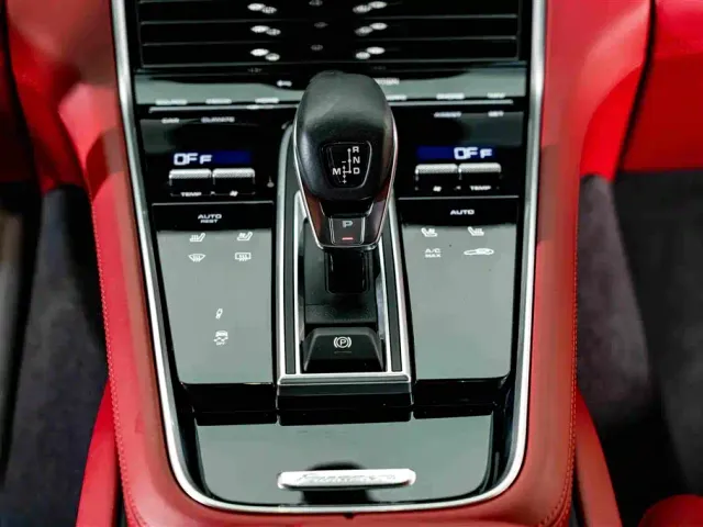 Porsche Panamera — Фото автомобиля 16