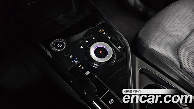 Kia Niro — Фото автомобиля 9