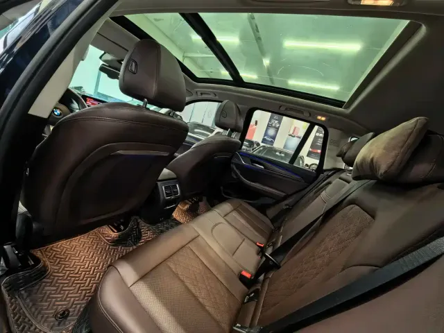 BMW BMW X3 2022 xDrive30i Leading M Night Package — Фото автомобиля 9
