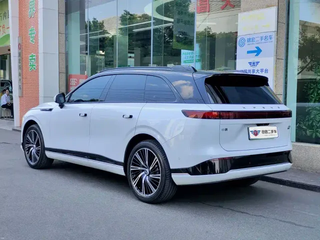 Xpeng G9 — Фото автомобиля 4