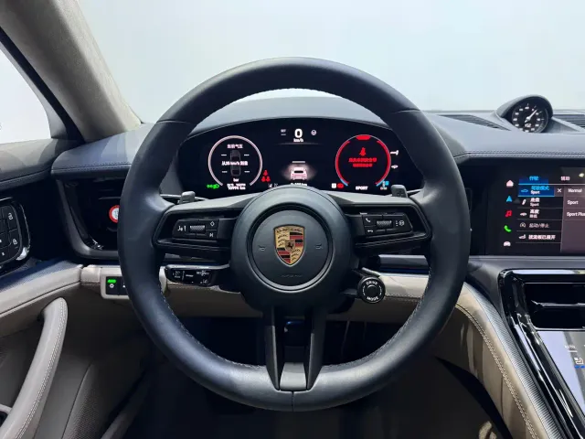 Porsche Panamera — Фото автомобиля 17